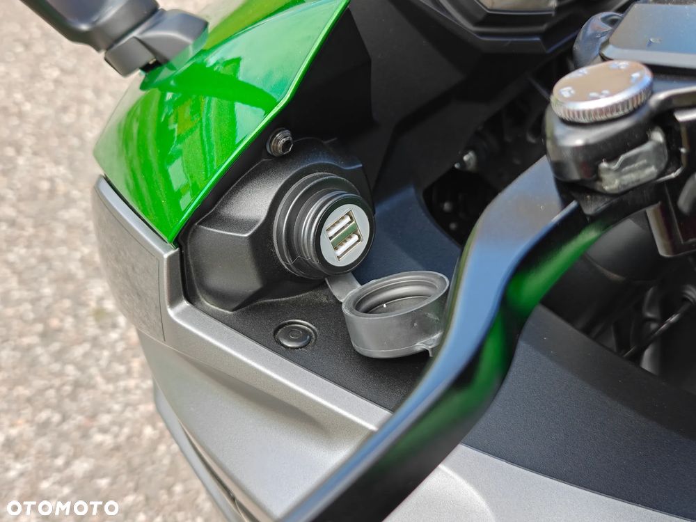 Kawasaki Ninja 1000 SX - 19