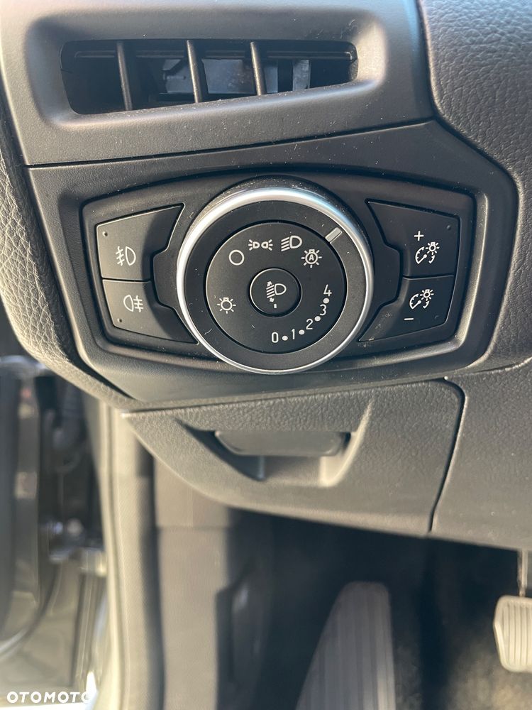 Ford Focus 1.5 EcoBoost Titanium ASS - 17