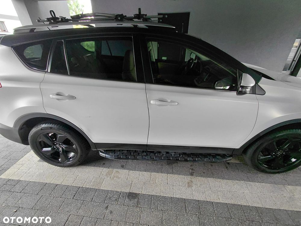 Toyota RAV4 2.0 D-4D Prestige - 4