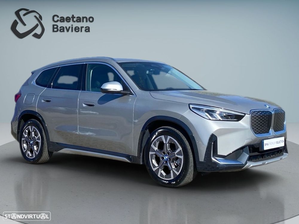 BMW iX1 eDrive20 xLine - 21