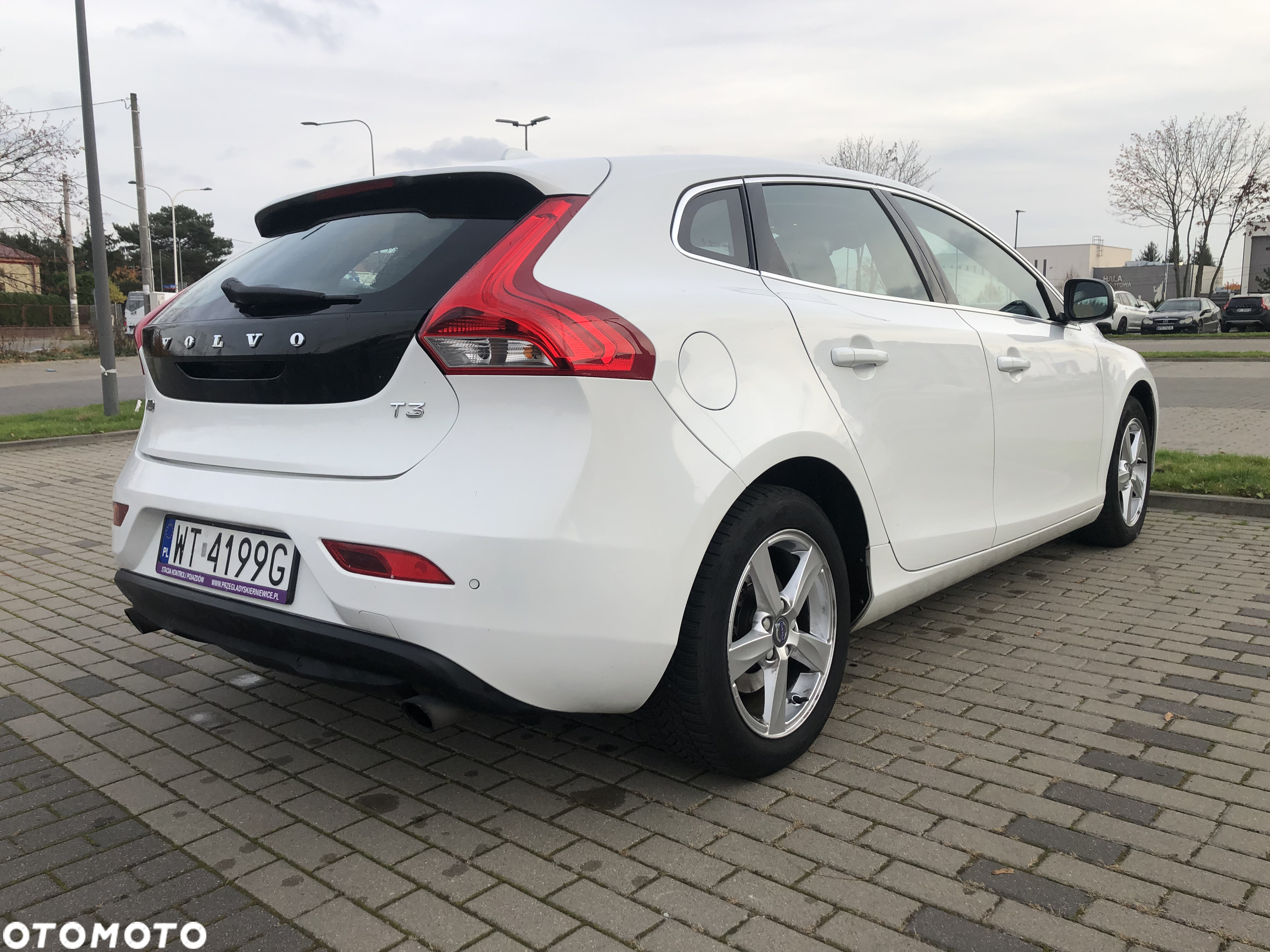 Volvo V40 T3 Drive-E Momentum - 2