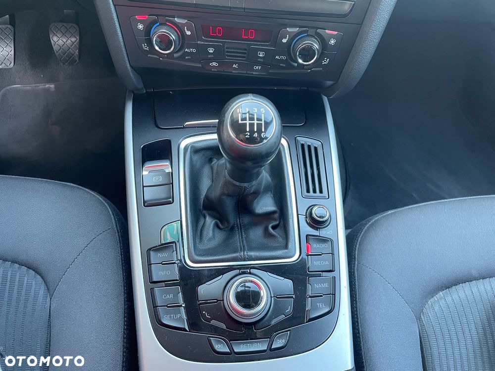 Audi A4 Avant - 30