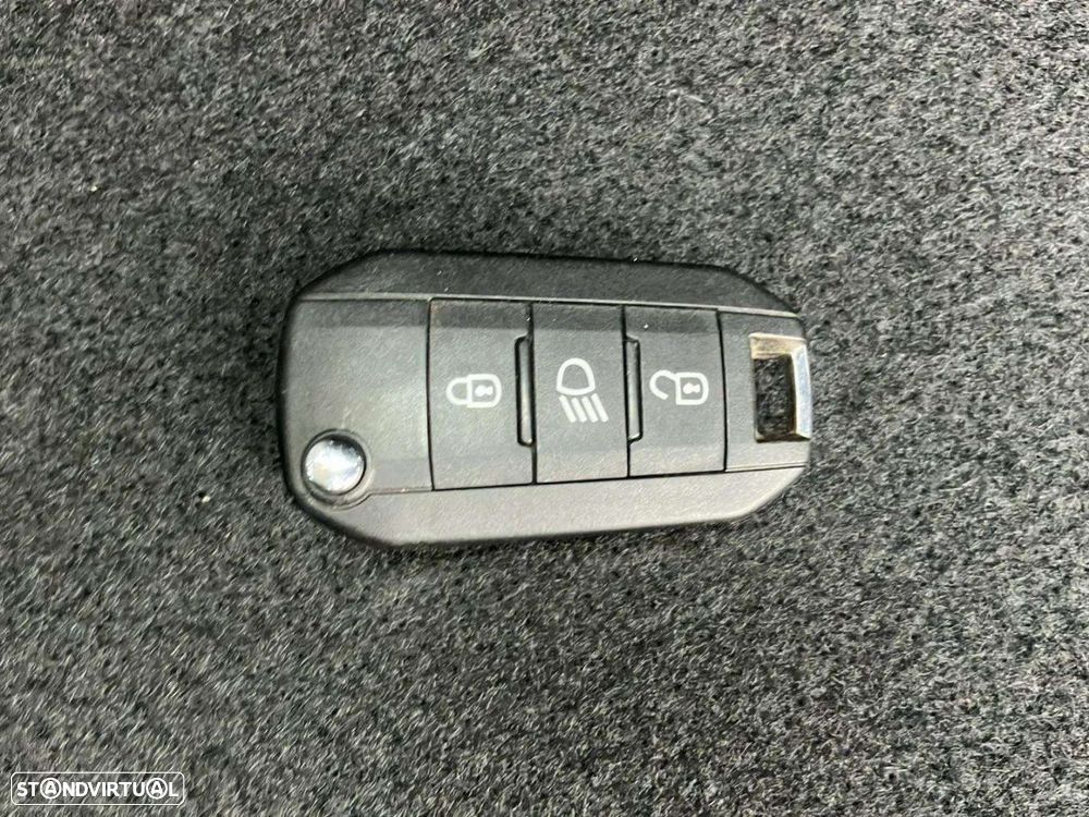 Citroën C3 Aircross 1.2 PureTech C-Series - 18