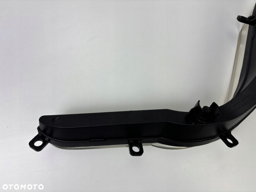 Przednia prawa lampa postojowa LED TGB Blade 550 600 Oryginał - 14
