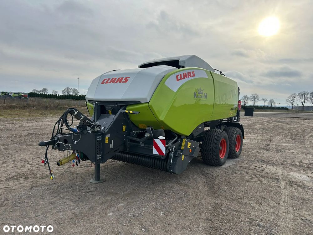 Claas 660 tys netto Claas Quadrant 4200 - 9