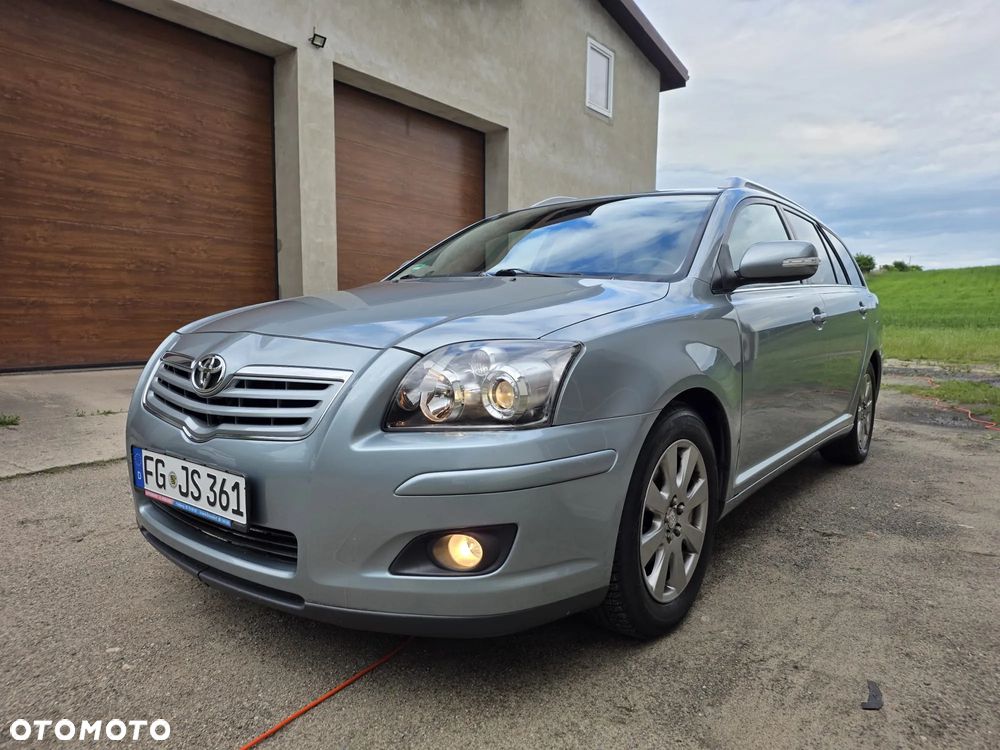 Toyota Avensis 1.8 VVT-i Edition - 28