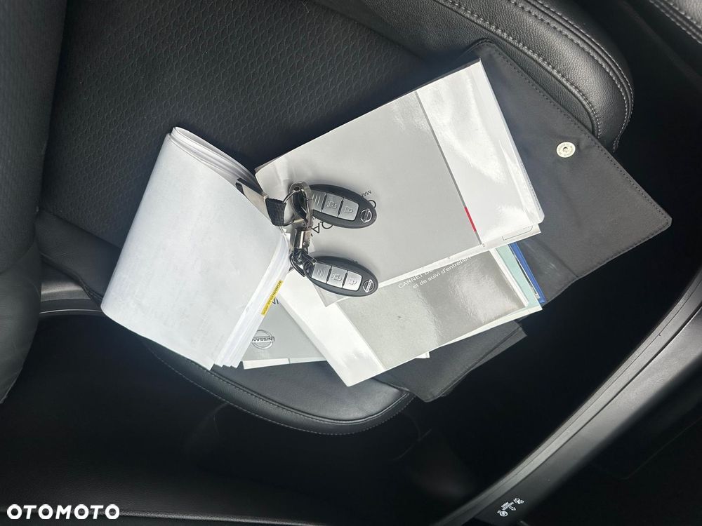 Nissan Qashqai 1.2 DIG-T Xtronic TEKNA - 29