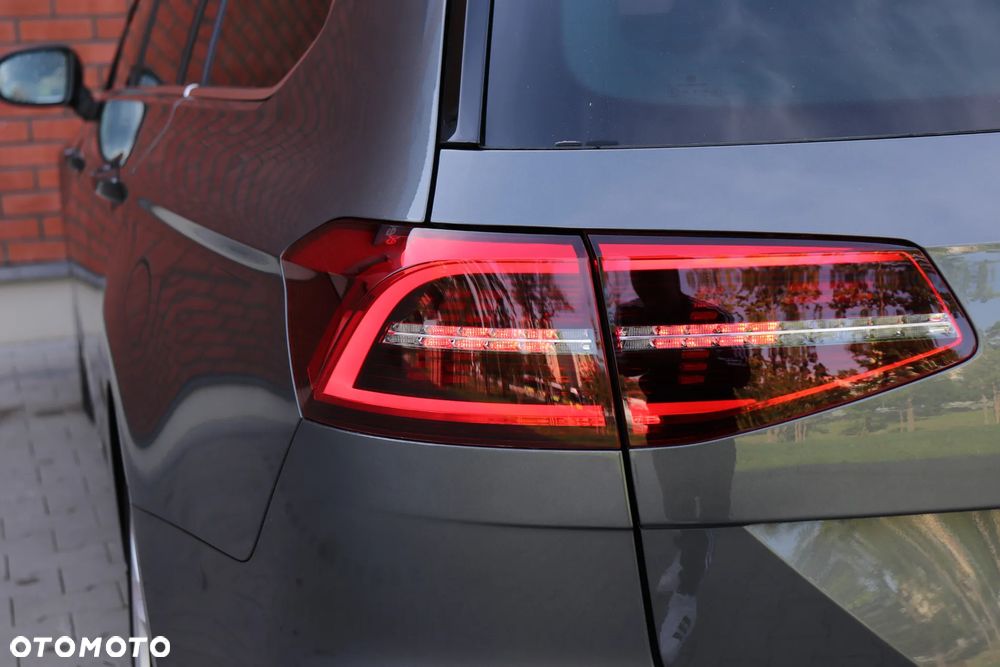 Volkswagen Passat 2.0 TDI (BlueMotion Technology) DSG Highline - 15