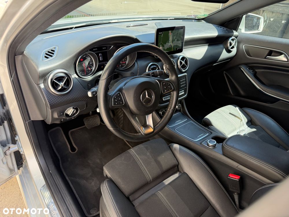 Mercedes-Benz Klasa A 200 7G-DCT Style - 5