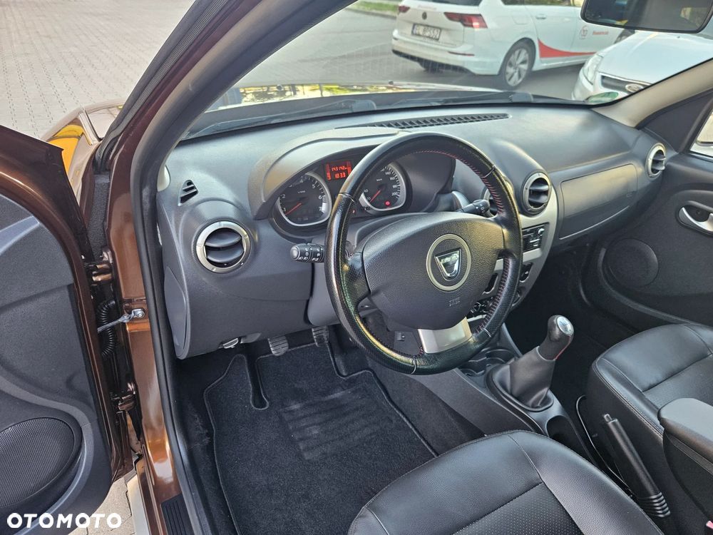 Dacia Duster 1.6 16V 105 4x2 Prestige - 11