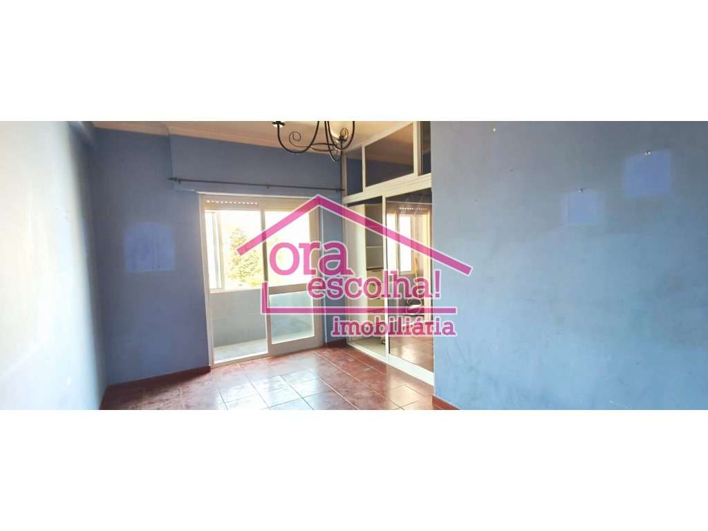 Apartamento T3, transformado em T4 Duplex com 90 m2 na Murtinheira,... - Grande imagem: 3/14