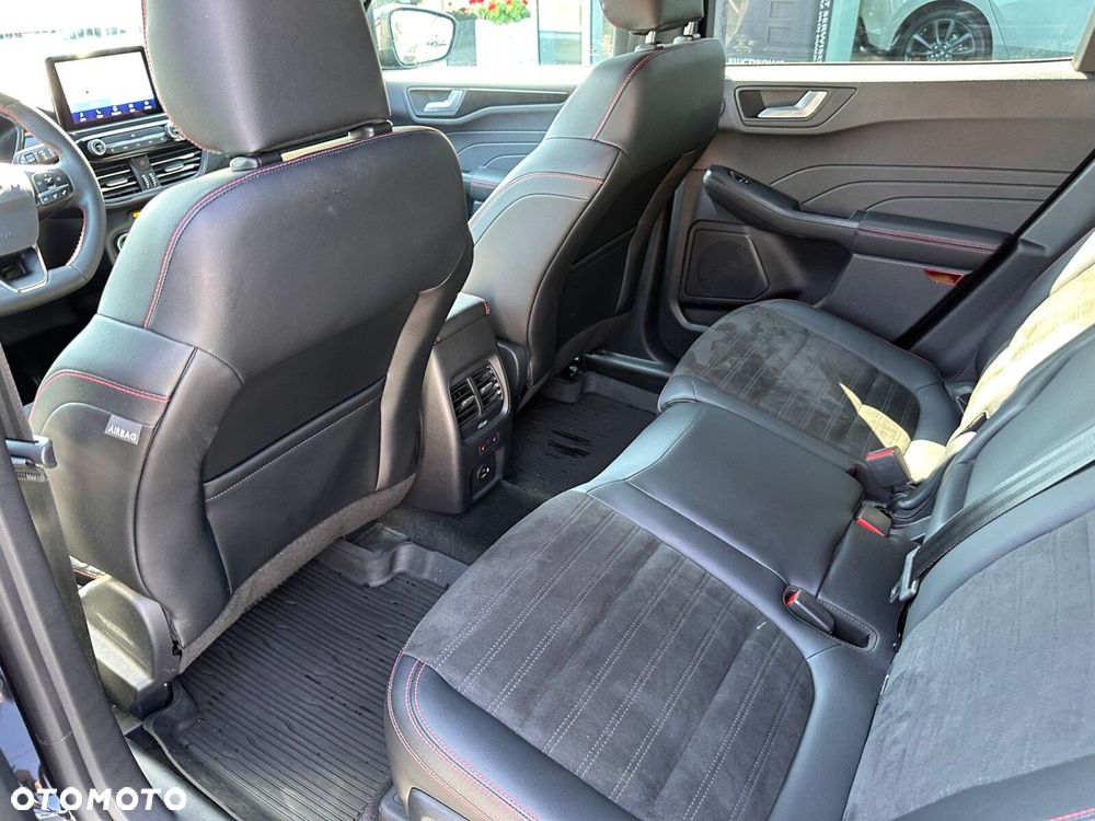 Ford Kuga - 13