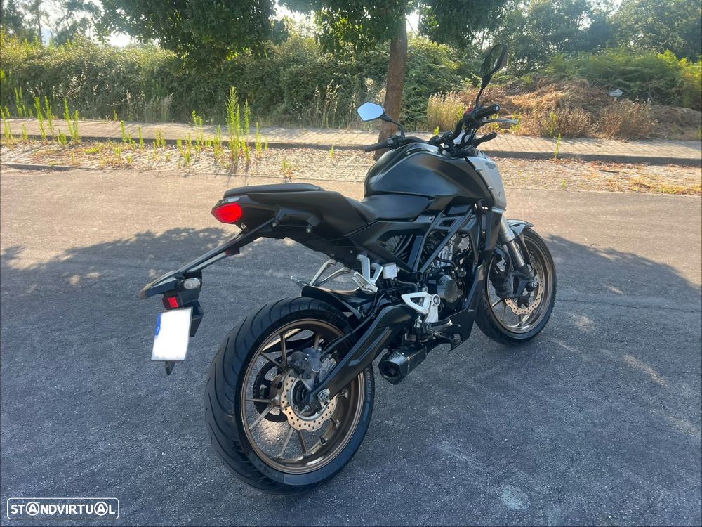 Honda CB 125 R - 5