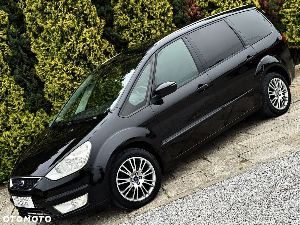 Ford Galaxy - 8