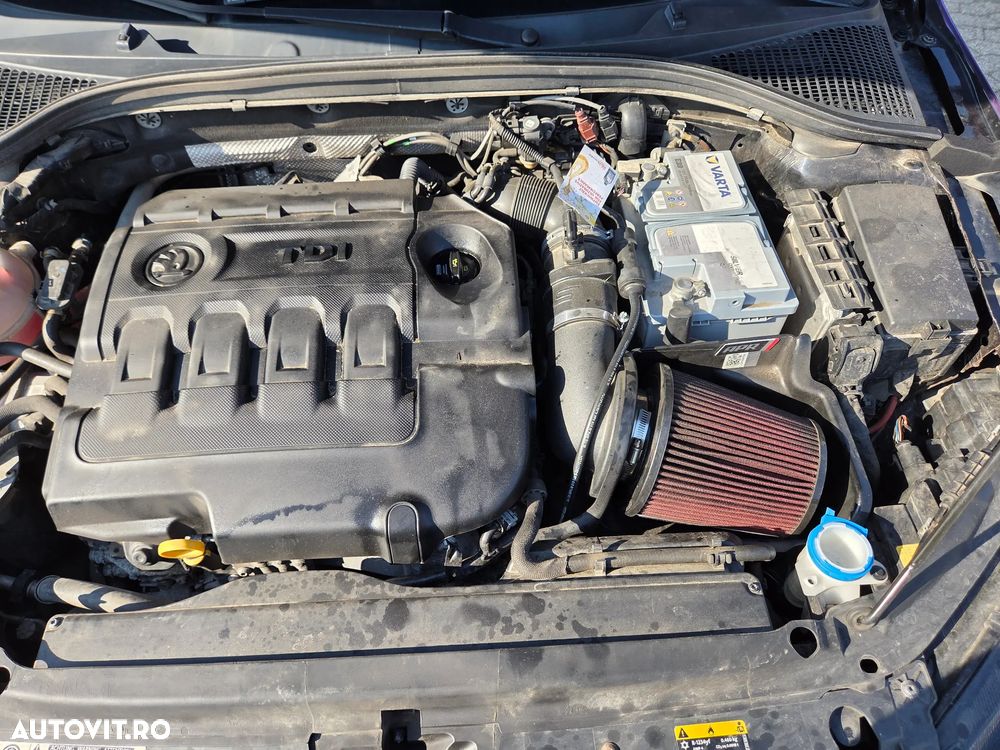 Skoda Octavia 2.0 TDI 4X4 DSG RS - 9