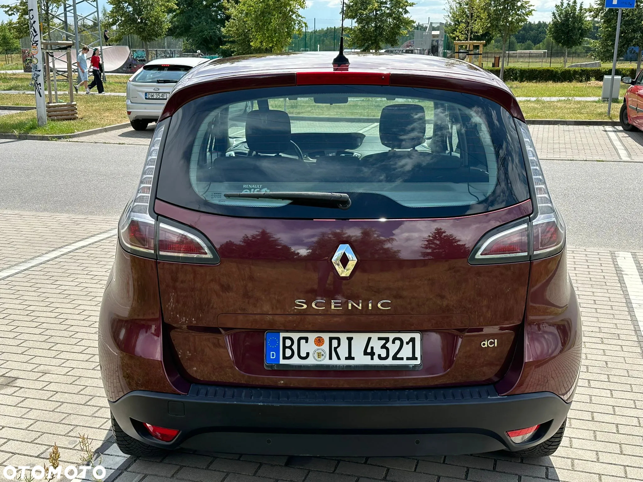 Renault Scenic ENERGY dCi 110 S&S Paris - 4