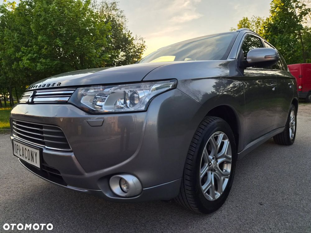 Mitsubishi Outlander - 11