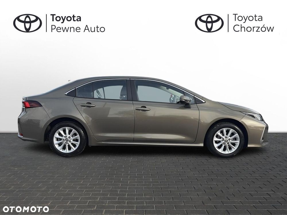 Toyota Corolla - 13