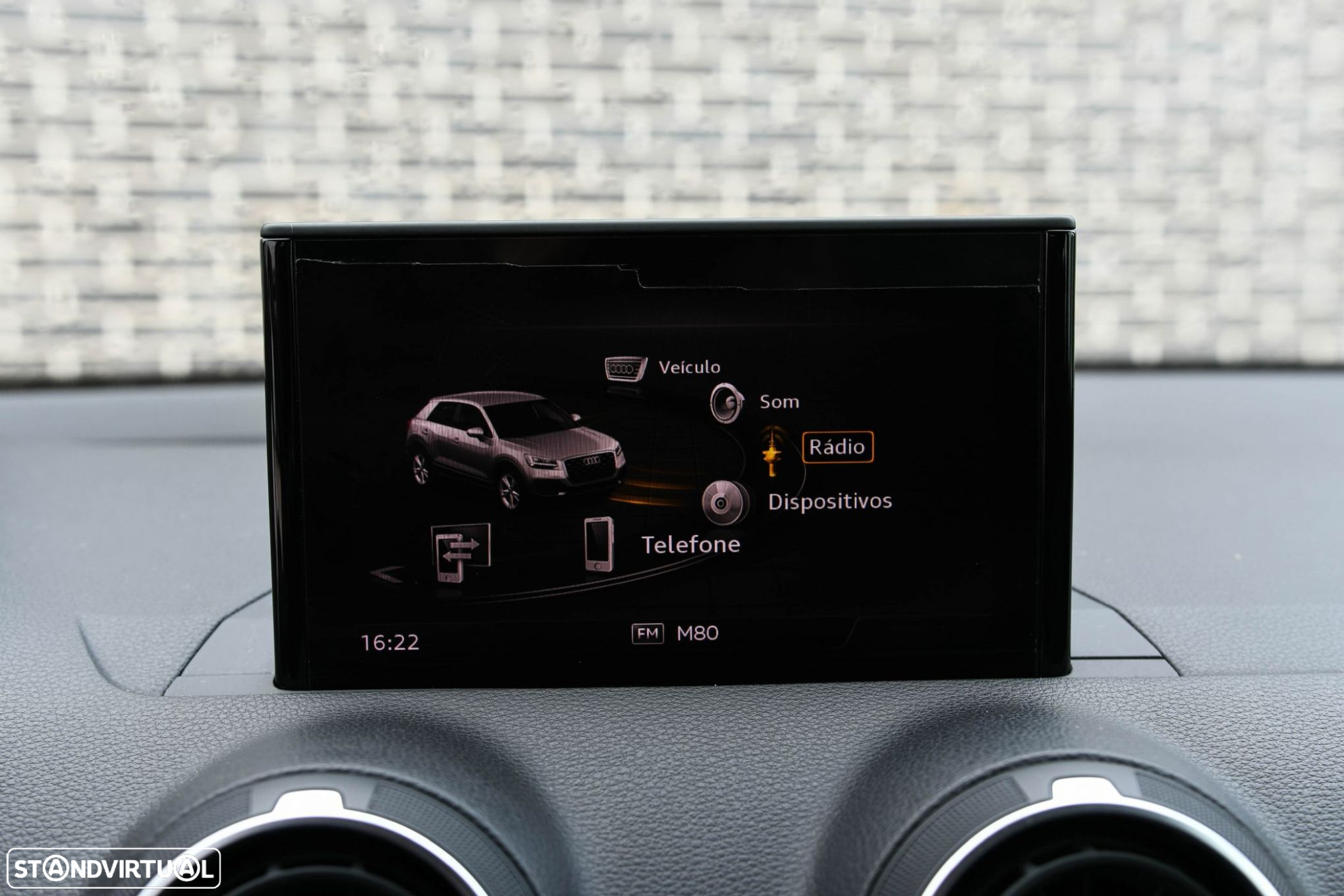 Audi Q2 30 TDI Sport - 17