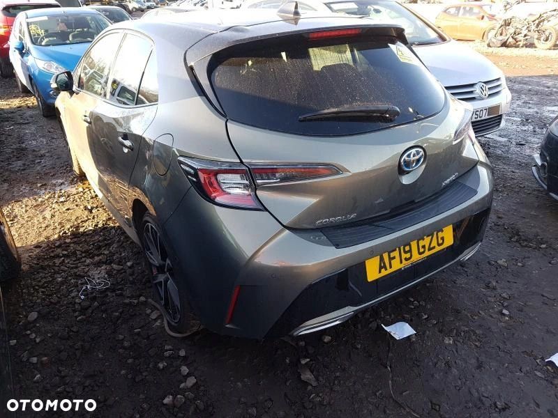 TOYOTA COROLLA E21 pompa wody 2,0 hybr RAV4 V - 5