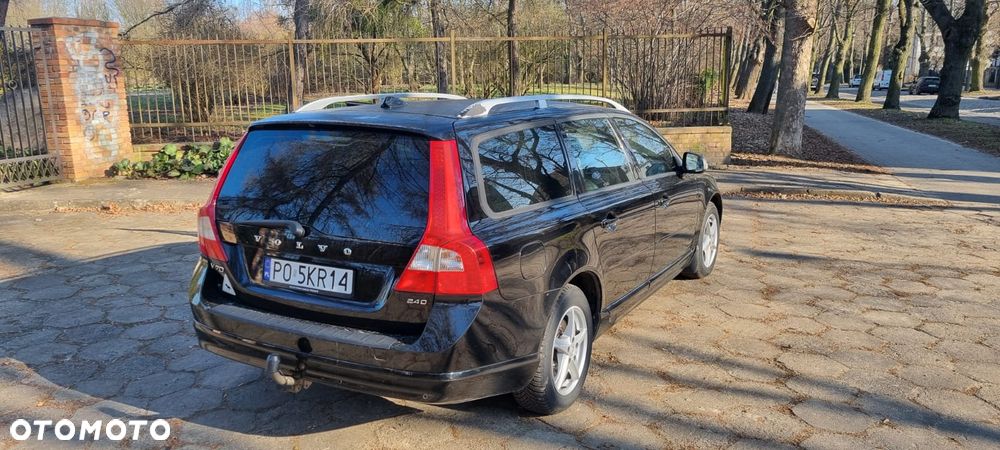 Volvo V70 2.4D Summum - 2