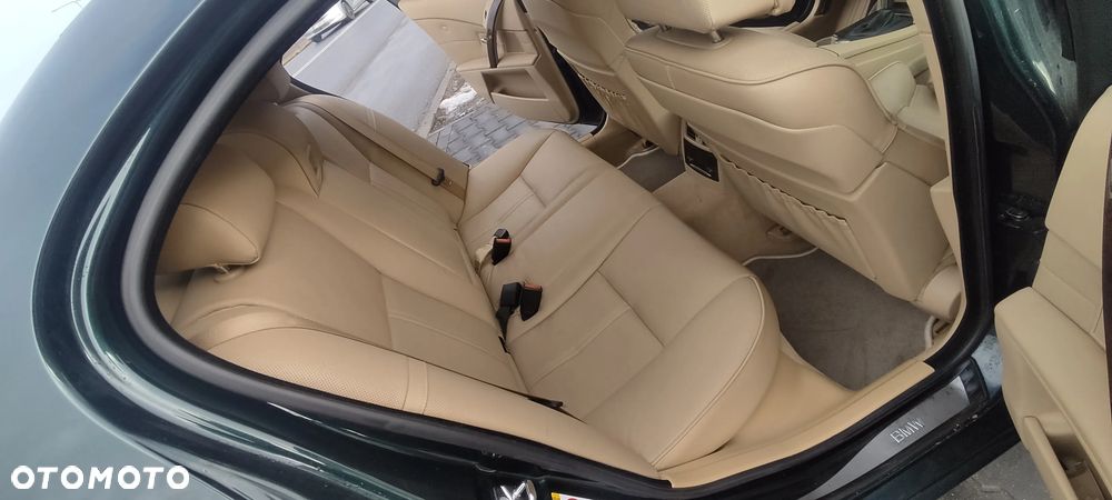 BMW Seria 5 - 32