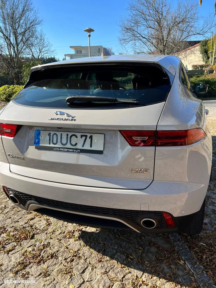 Jaguar E-Pace 2018 photo 3