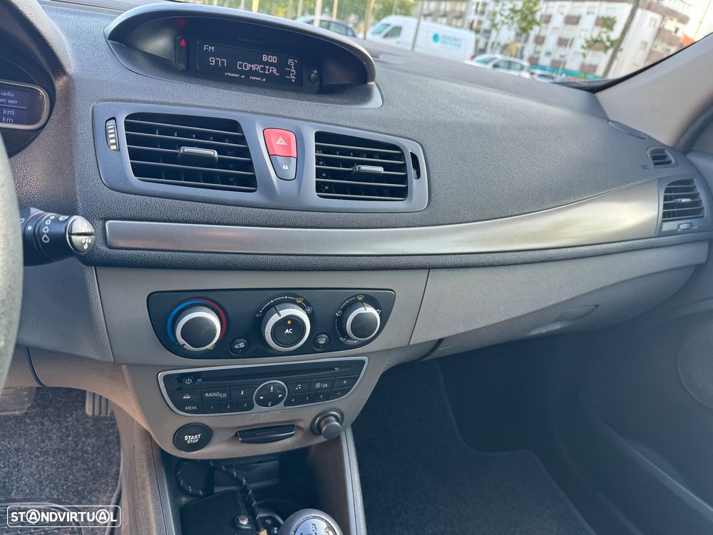 Renault Mégane 1.5 dCi Confort - 10