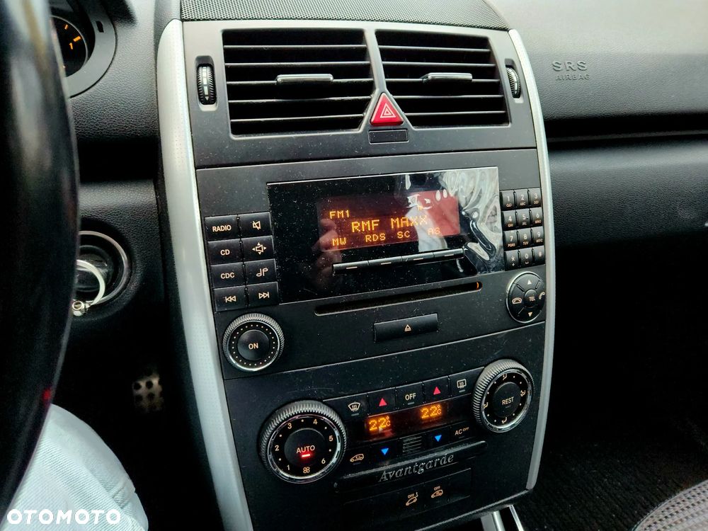 Mercedes-Benz Klasa A 180 CDI Avantgarde Starline - 13