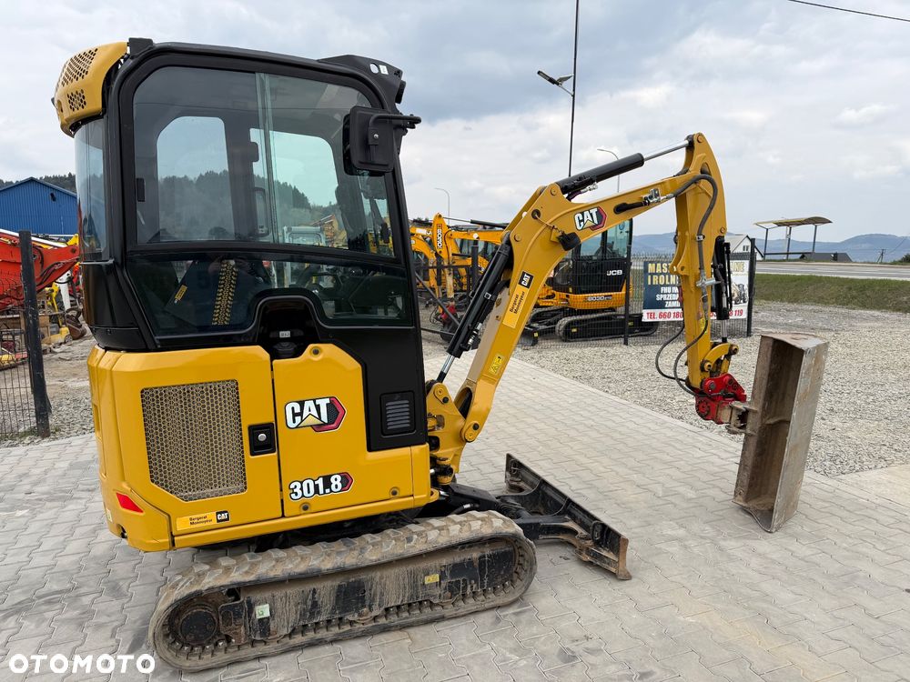 Caterpillar 301.8 - 4