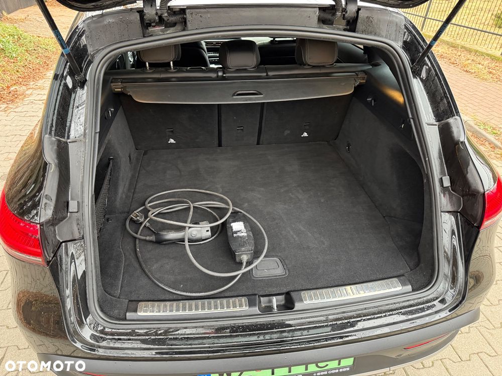 Mercedes-Benz EQC 400 4-Matic Sport - 25