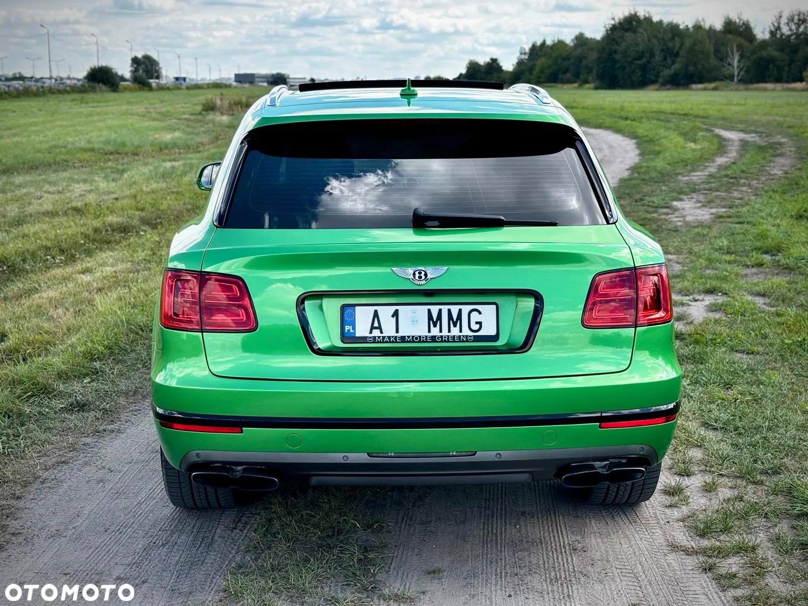 Bentley Bentayga V8