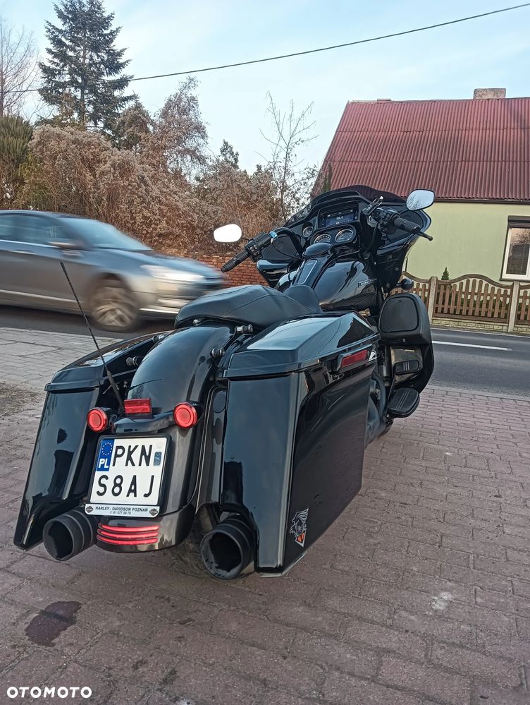 Harley-Davidson Touring Road Glide - 6