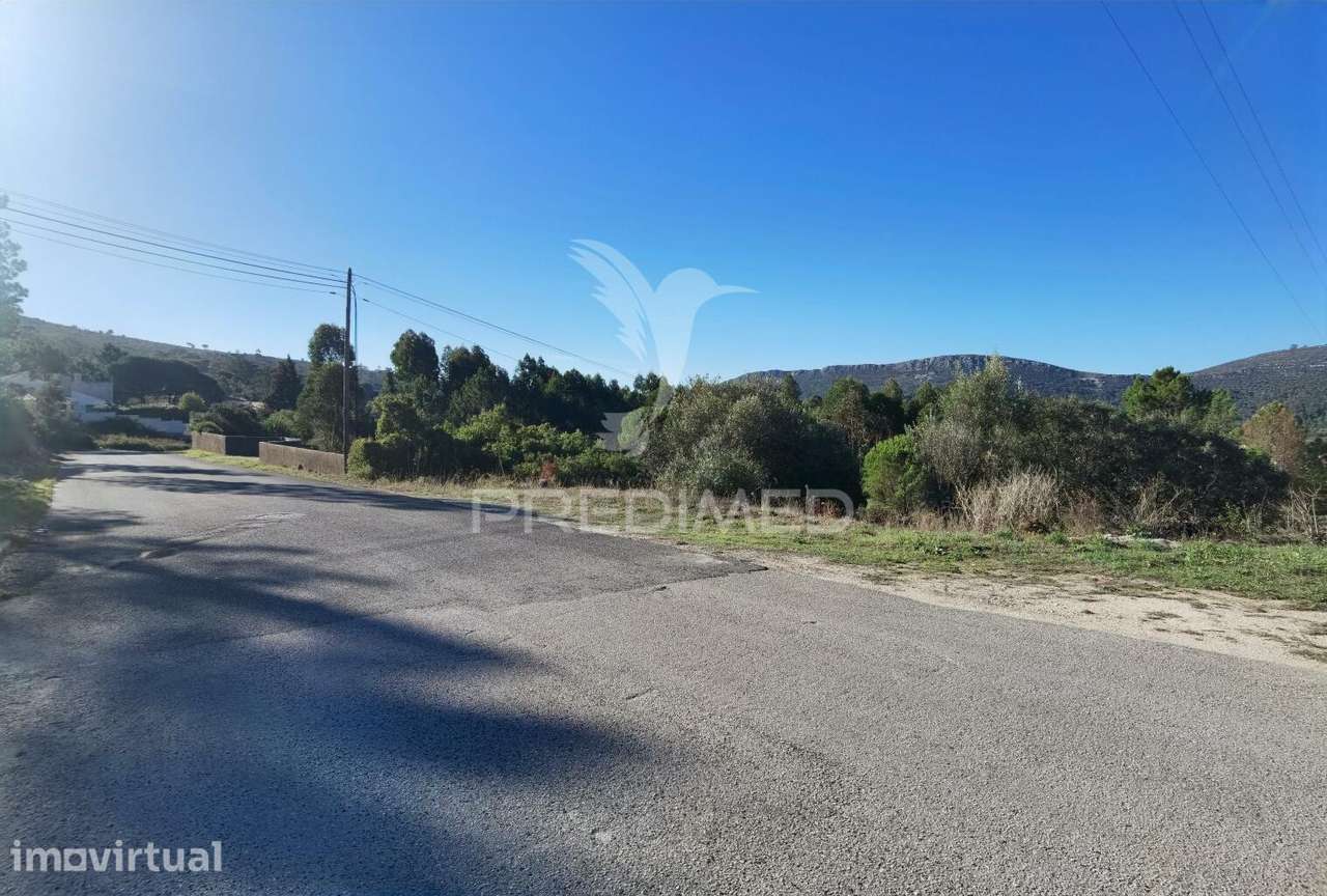 Lote de terreno urbano em Minde / Alcanena - Grande imagem: 4/22