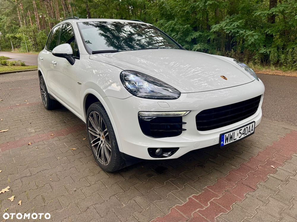 Porsche Cayenne - 2