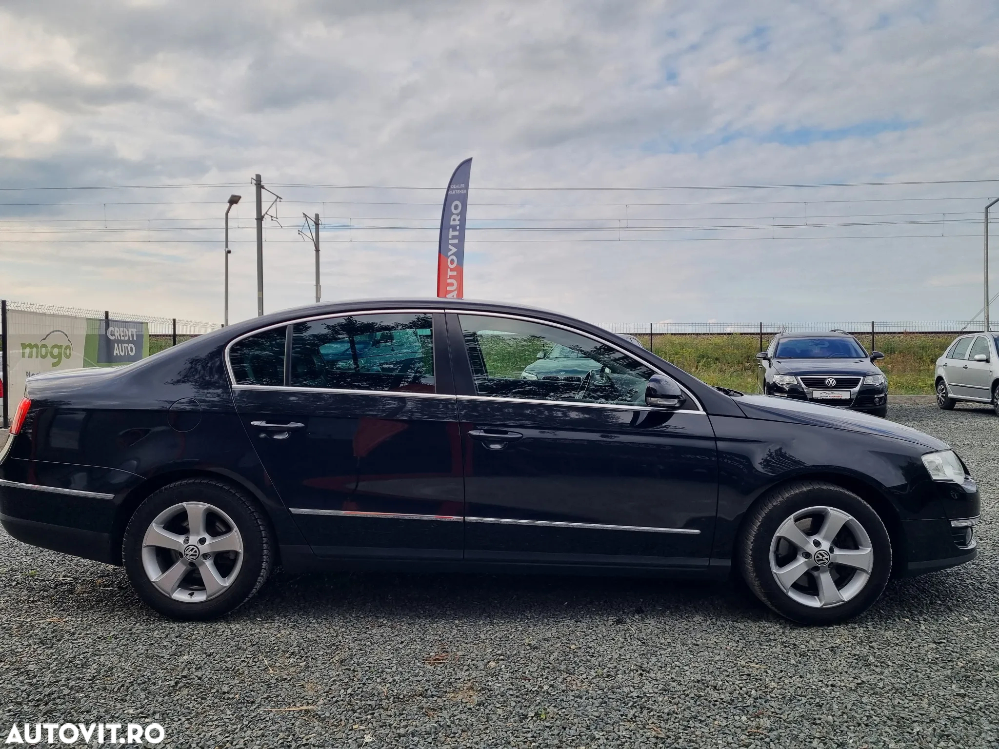 Volkswagen Passat - 8