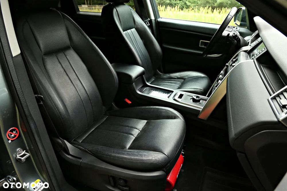 Land Rover Discovery Sport D150 R-Dynamic - 30