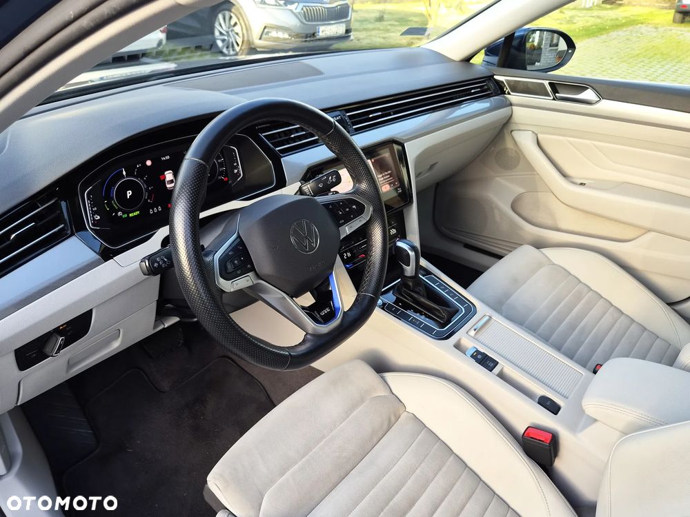 Volkswagen Passat 1.4 TSI Plug-In-Hybrid GTE - 16