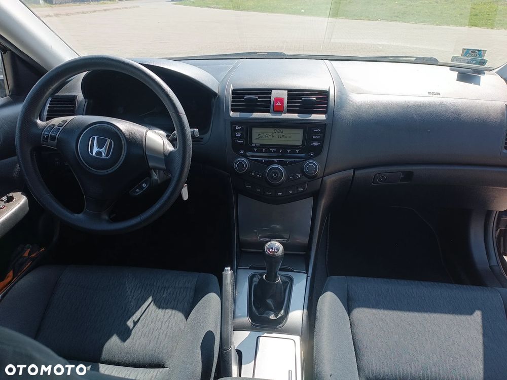 Honda Accord 2.0 Comfort - 15