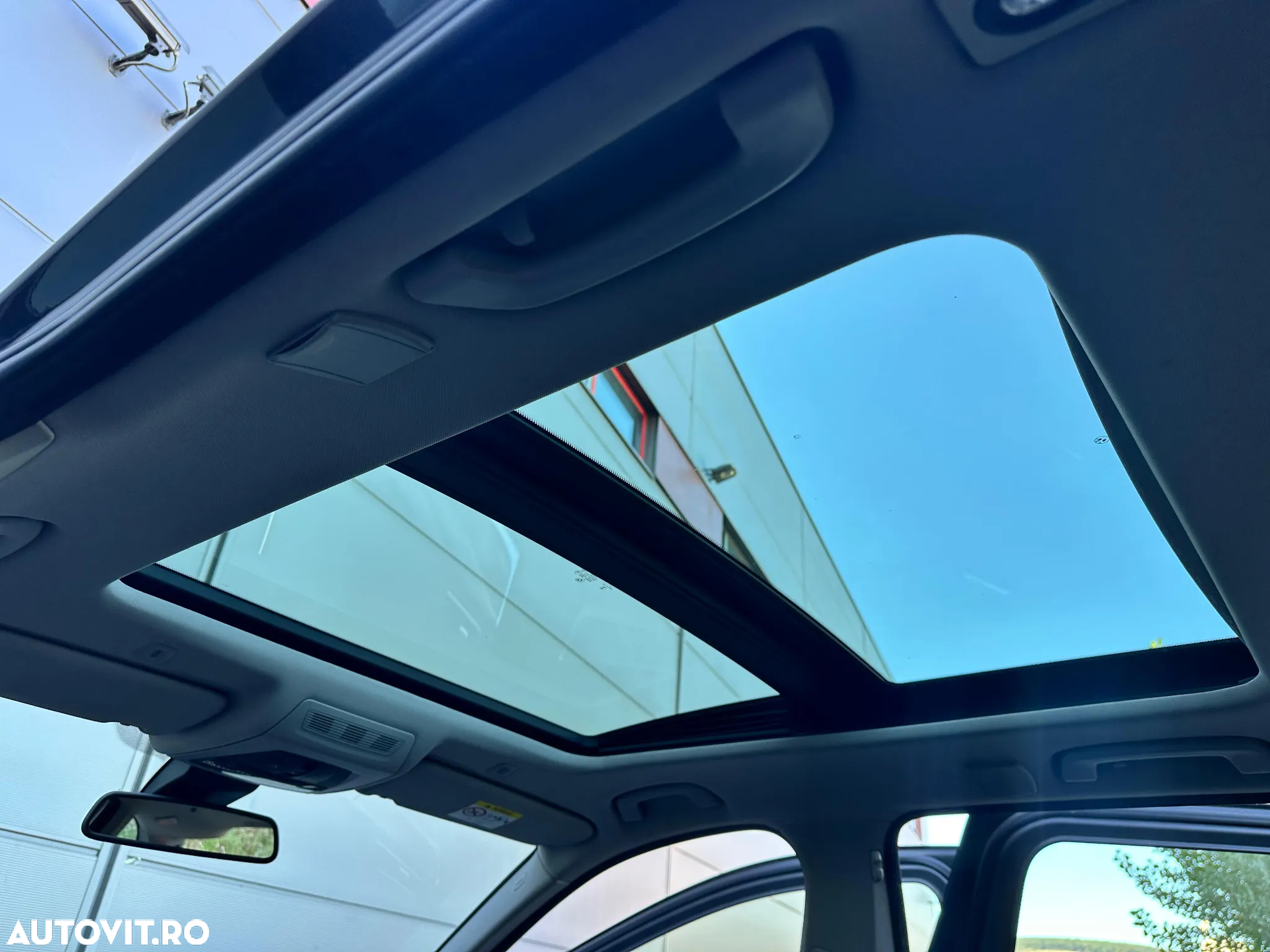 BMW Seria 5 520d Touring Aut. Modern Line - 21