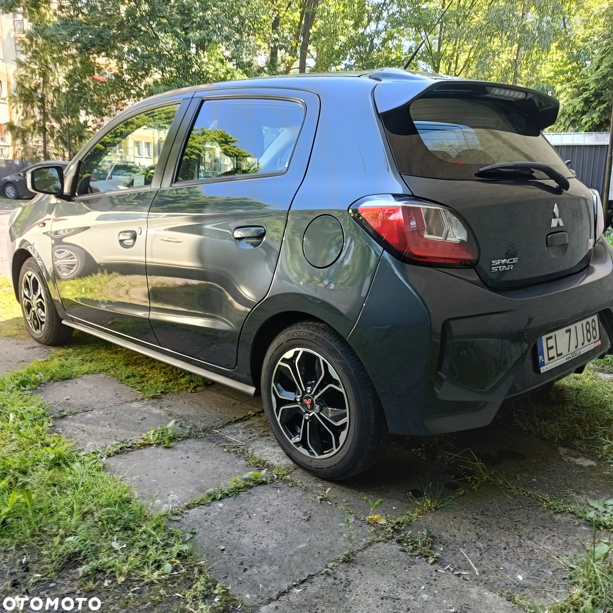Mitsubishi Space Star 1.2 AS&G Invite SDA - 27