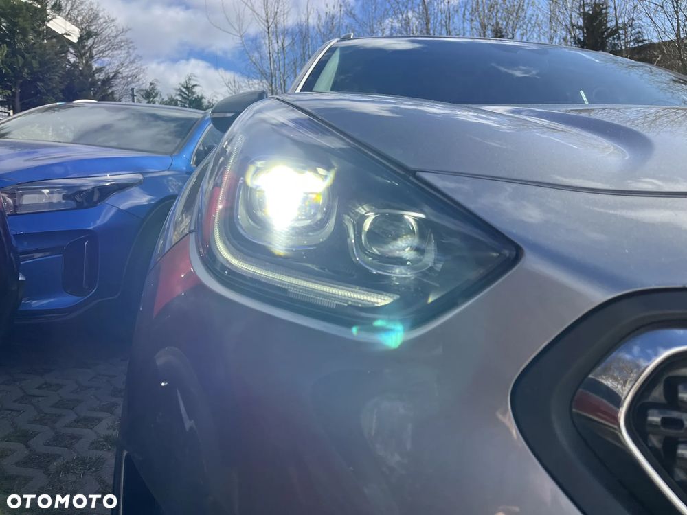 Kia Niro 1.6 GDI Hybrid L - 24