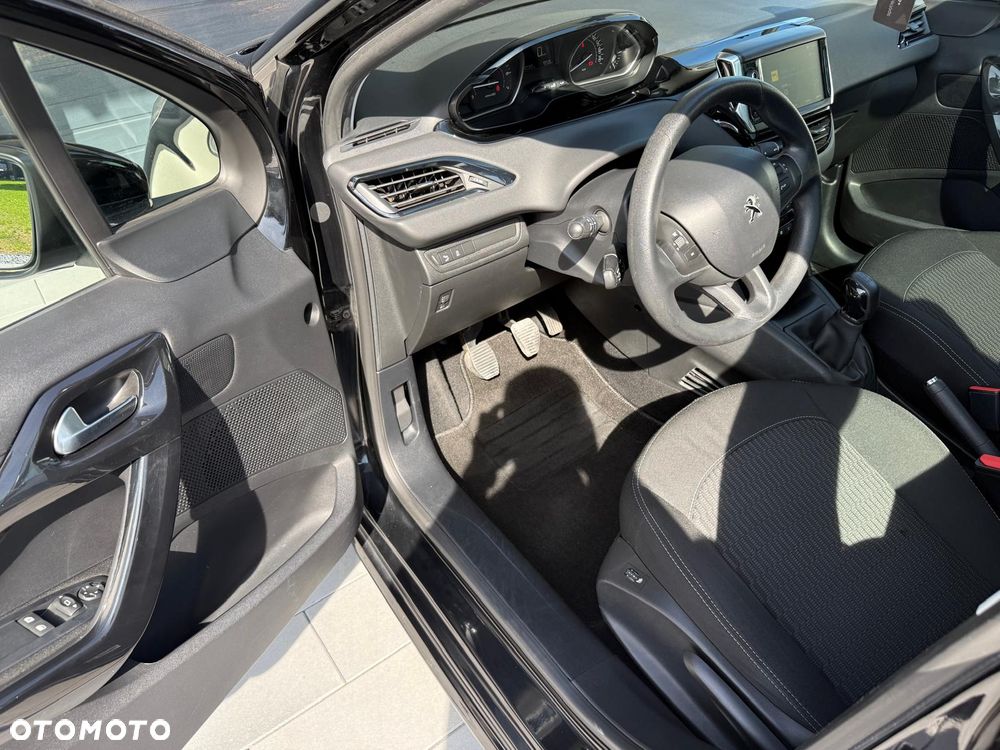 Peugeot 208 1.2 VTi Allure - 8