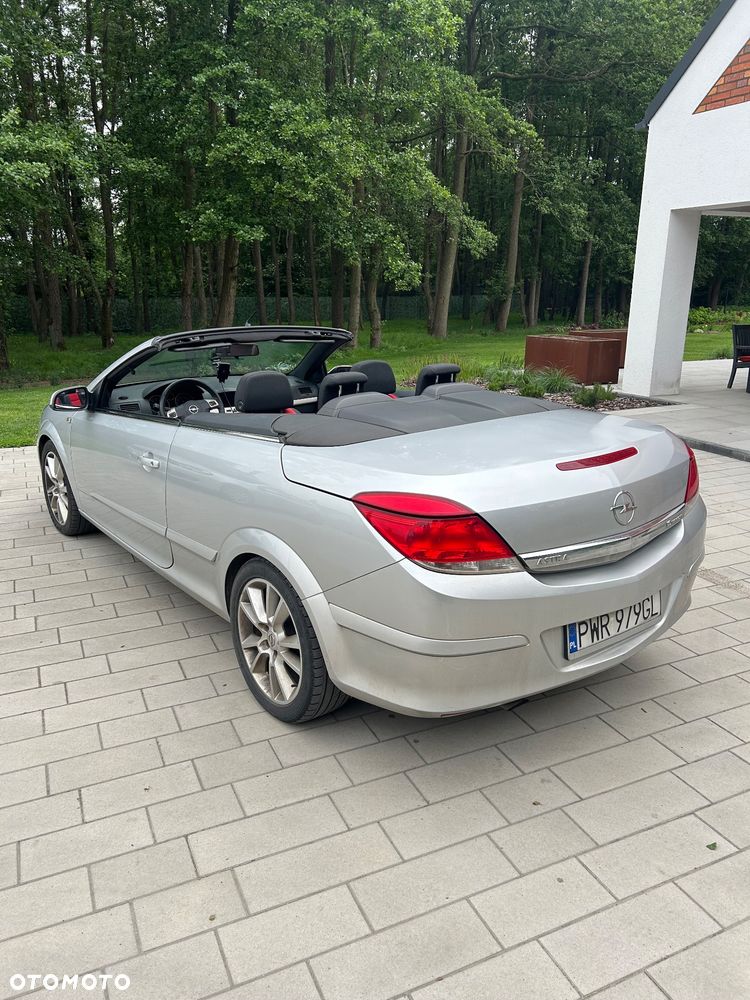 Opel Astra 1.6 - 8
