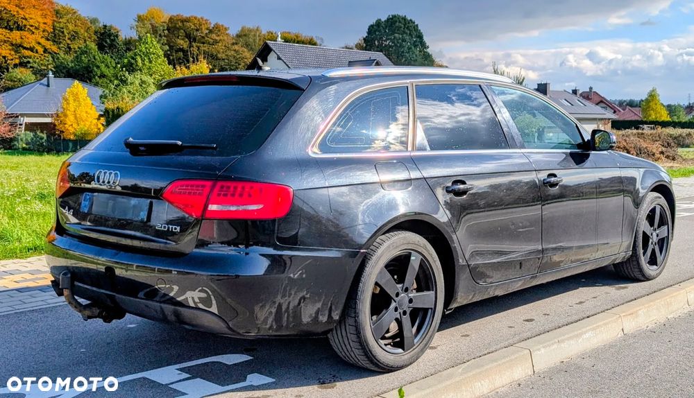 Audi A4 Avant - 10