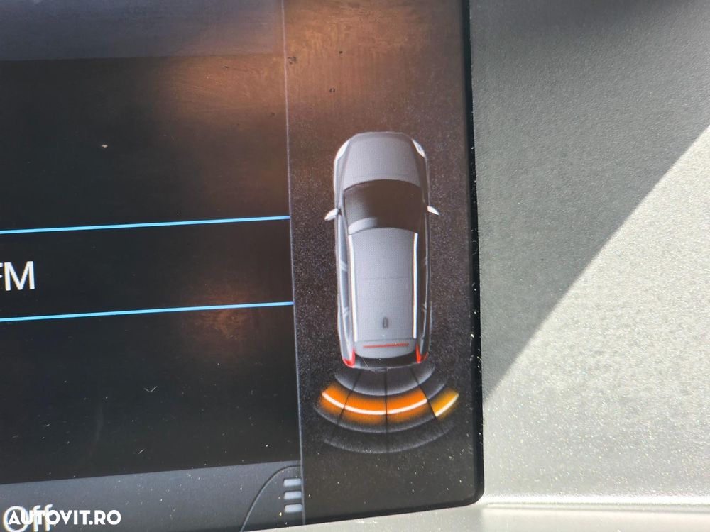 Volvo XC 60 D3 AWD Momentum - 23