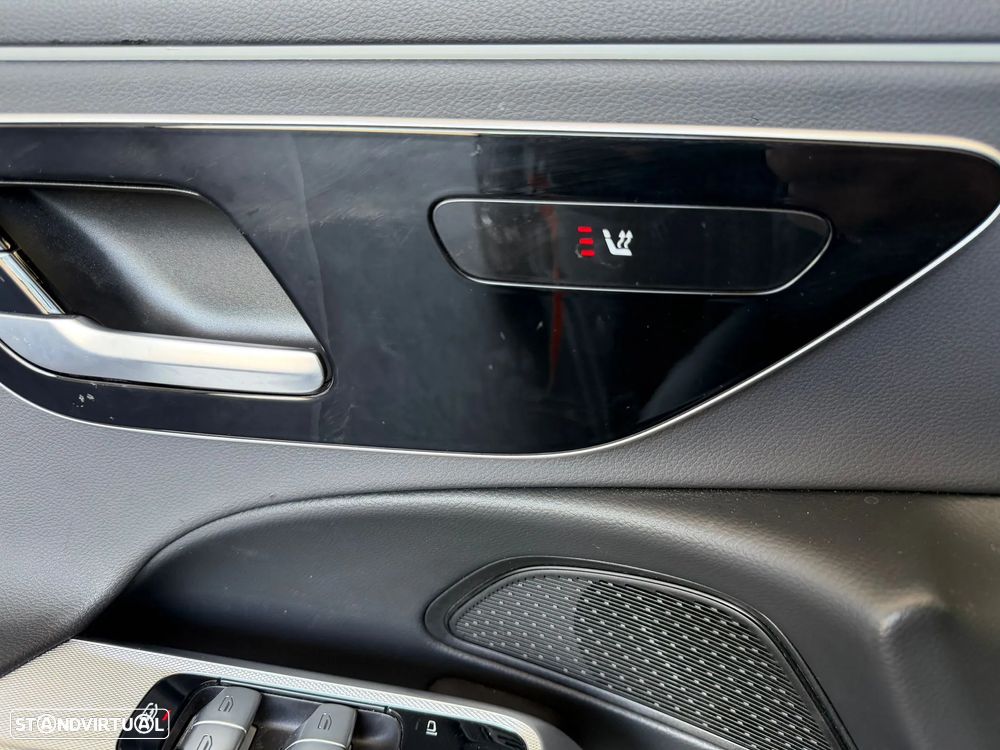 Mercedes-Benz E 220 d - 17