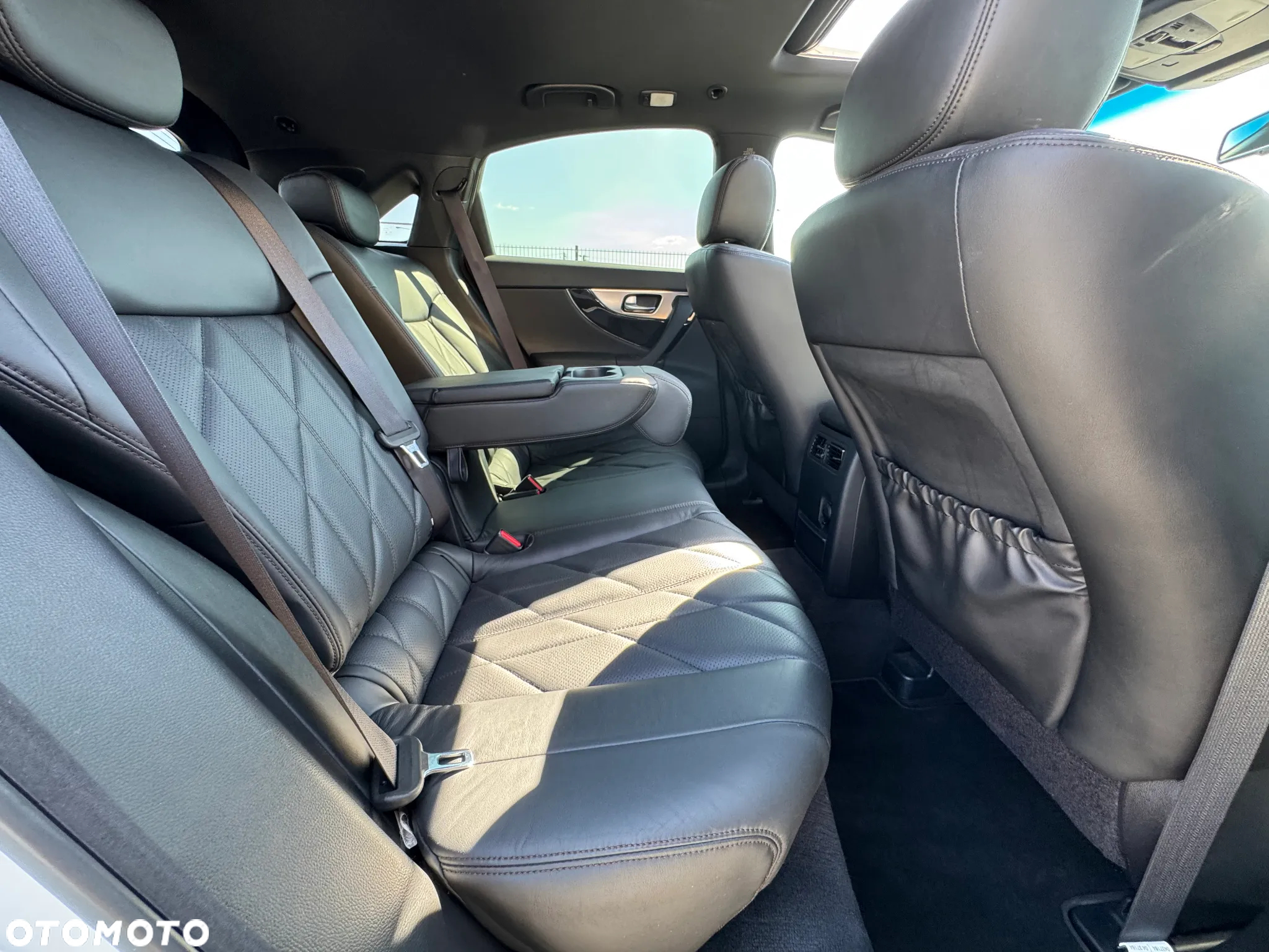 Infiniti FX FX30d AWD S - 12