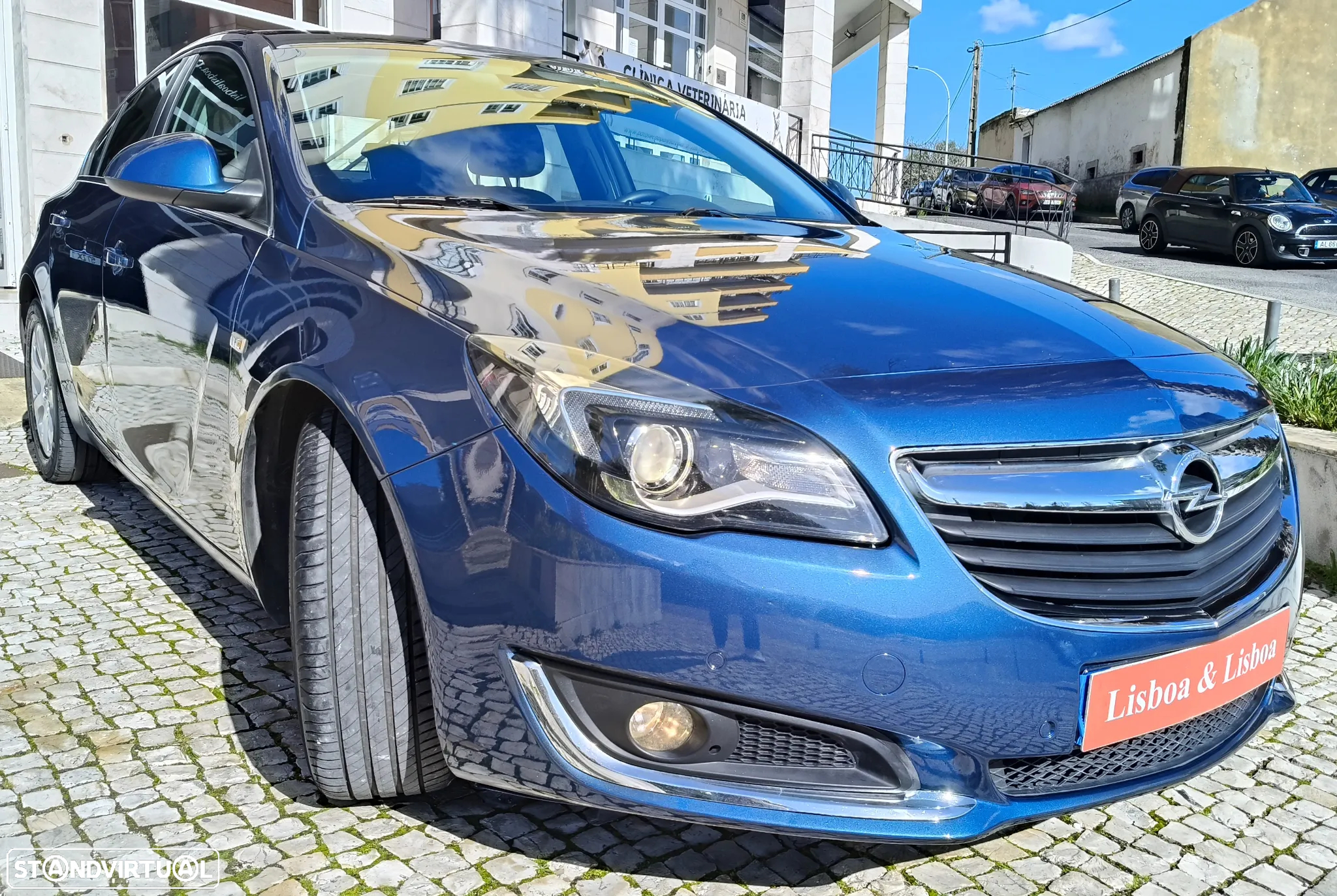 Opel Insignia 1.6 CDTi Executive S/S - 2