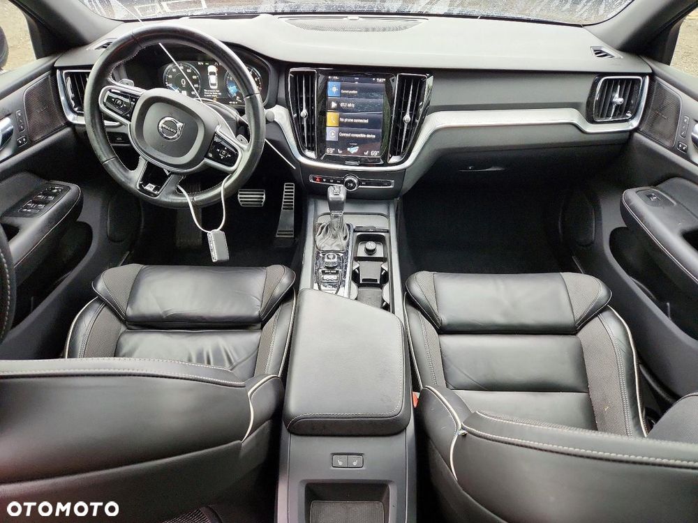 Volvo S60 T6 AWD R-Design - 8